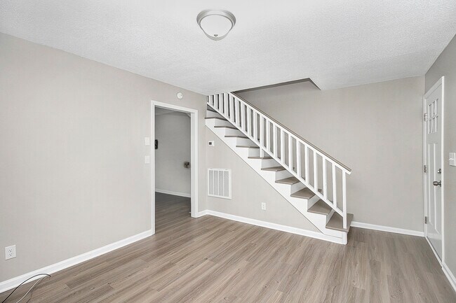 311 N Long St Unit 4