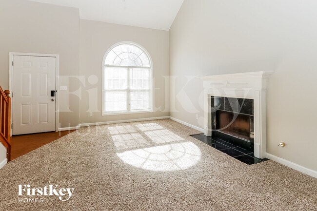Photo - 2324 Sandspring Dr SW