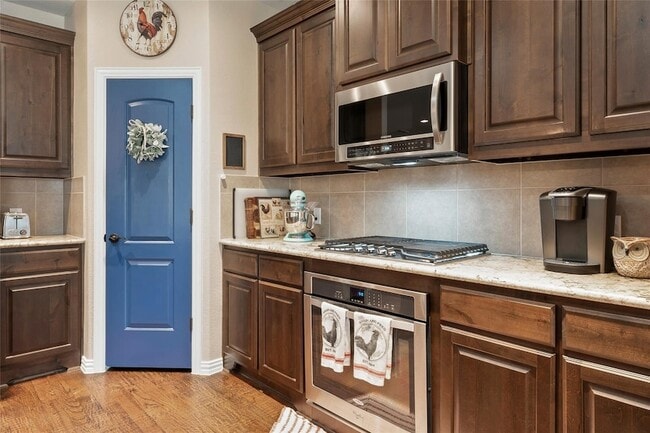 Photo - 1516 Westview Ln