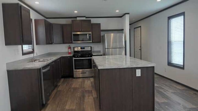 Photo - 74 Meggan Dr