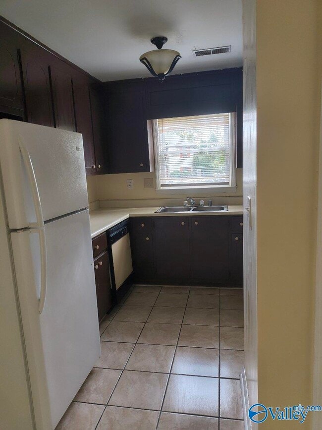 Photo - 6206 Friar Tuck Dr NW Unit B