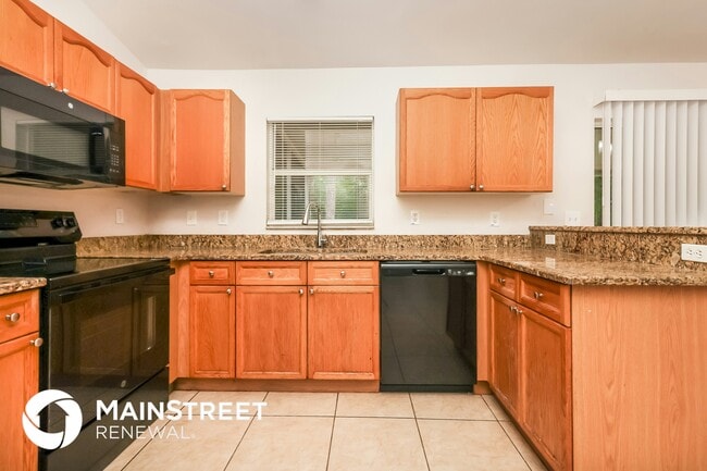 Photo - 4008 15th St W