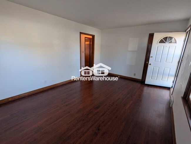 Photo - 5820 43rd Ave S