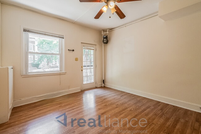 Photo - 115 16th St SE
