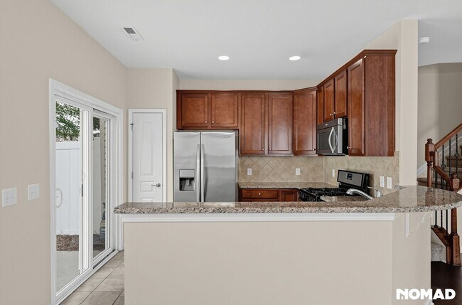 Photo - 6032 Carrollton Ln