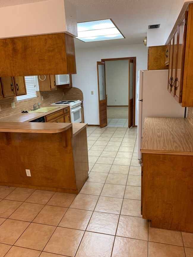 Photo - 2310 Hackberry Ave