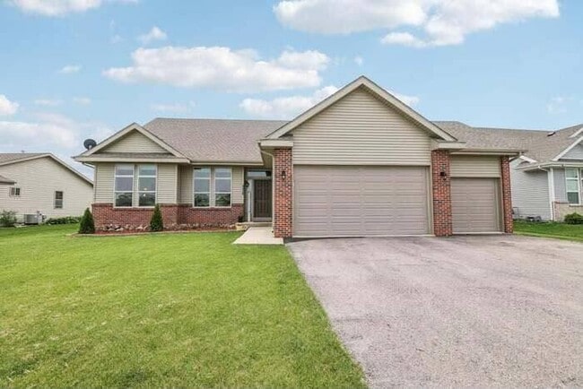 Photo - 4338 Sandstone Dr