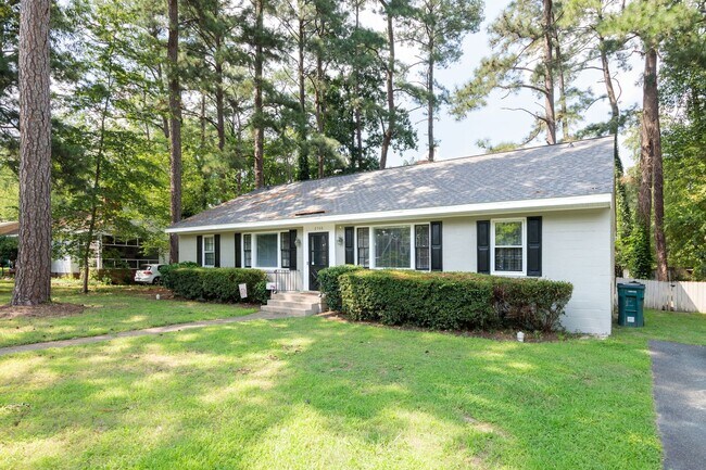 Photo - 2506 Kenmore Rd Apartment Unit W