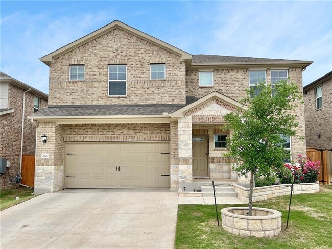Building Photo - 1600 Longhorn Ranch Dr
