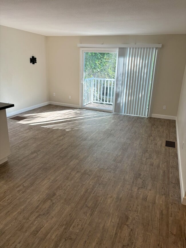 Photo - Beautiful 2Br/1Ba Condo by the Beach Unit #214