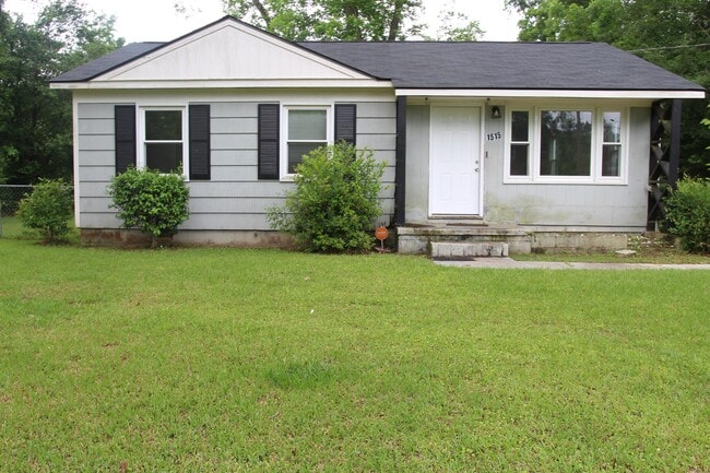 Photo - 1515 Evelyn Ave