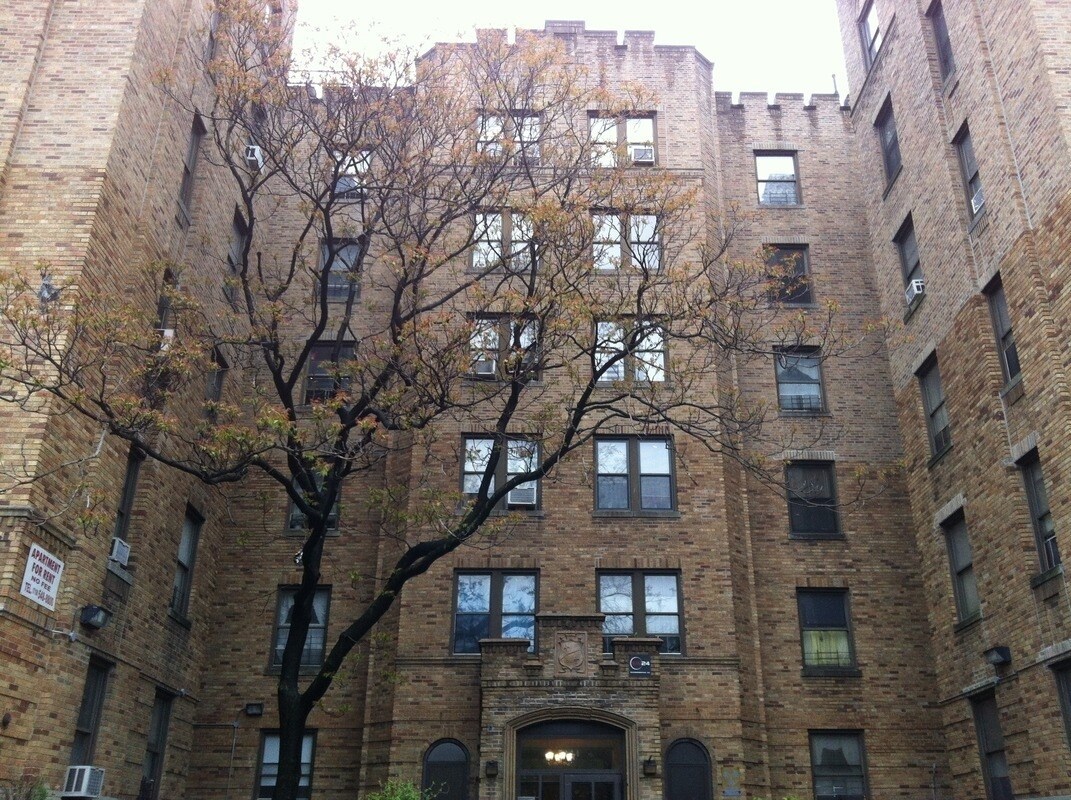1420 Noble Ave - 1420 Noble Ave Apartments