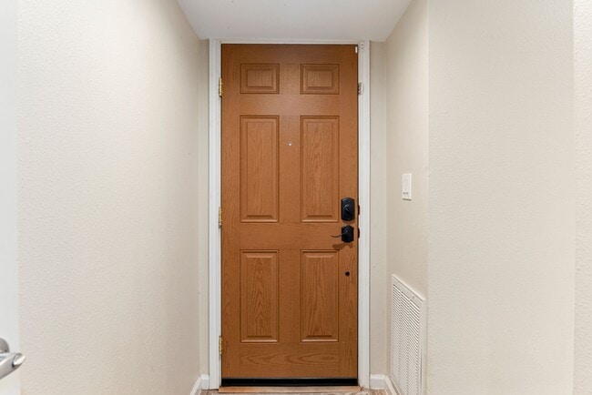 Photo - 6453 Bayou Glen Rd