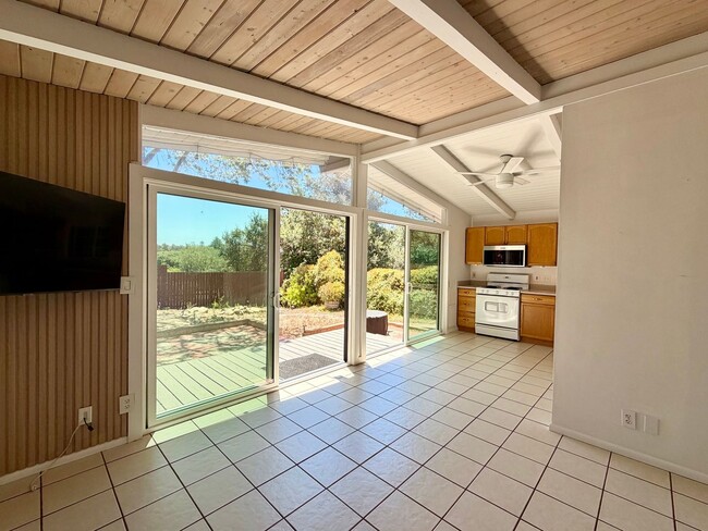 Photo - Mid Century Modern 2 bdrm 1 bath