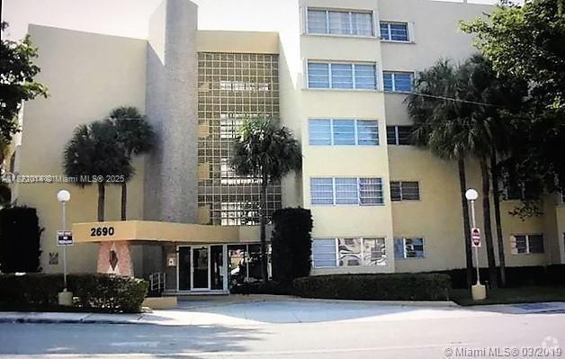 Building Photo - 2690 SW 22nd Ave Unit 501 Rental