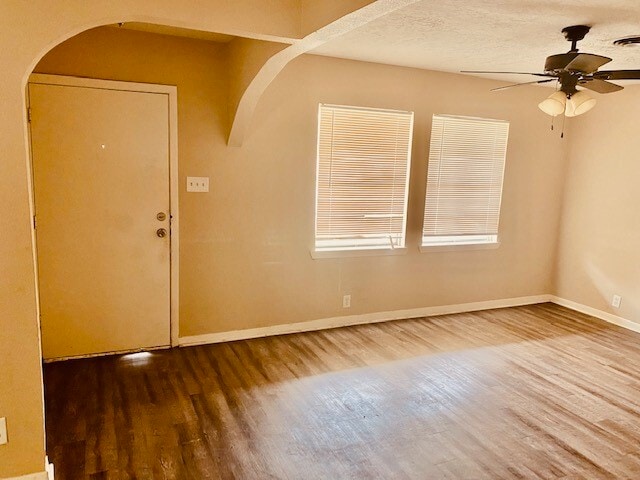 Photo - 14 Richards Courts