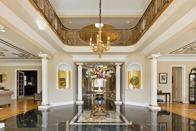 Building Photo - 90 Broadacres Rd