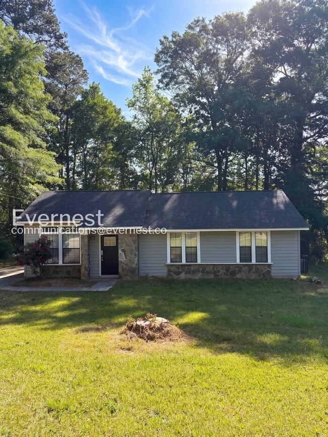 Building Photo - 7800 Park Ln