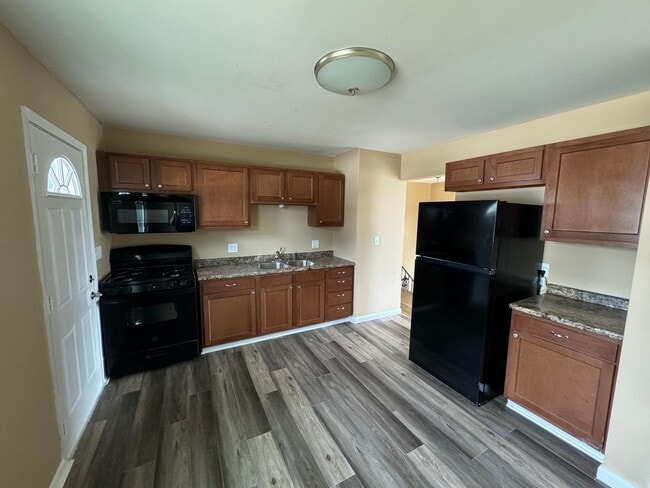 Photo - 321 W 19th Ave Ct