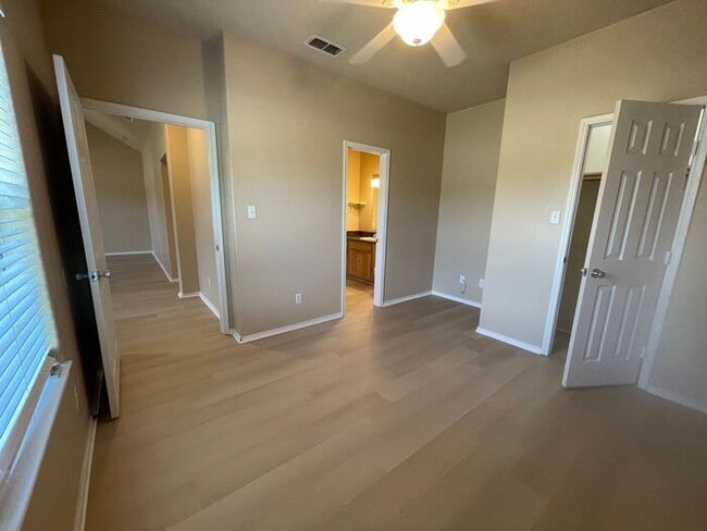 Photo - (((3/2)))Duplex Home @ Perfect Weatherford...