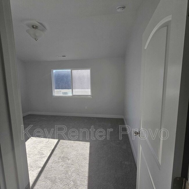 Photo - 1297 Dawes Wy