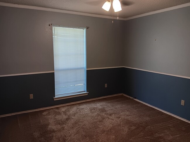 Photo - 807 Timberline Ct