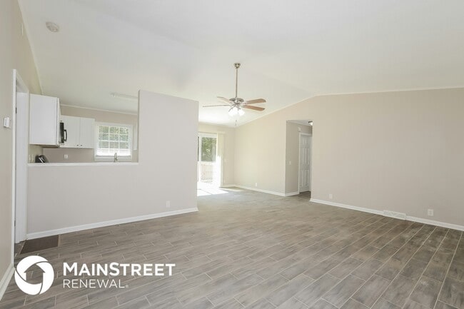 Photo - 712 Pembelton Ct