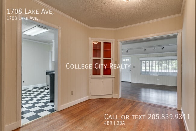 Photo - 1708 Lake Ave