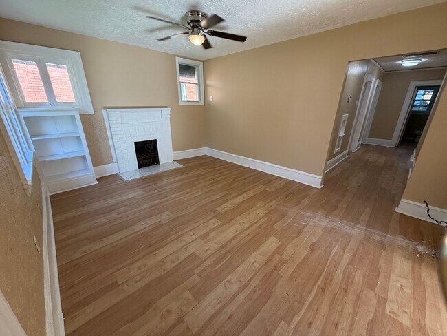 Photo - Charming 3 Bedroom Historic Cottage in Capitol Heights!