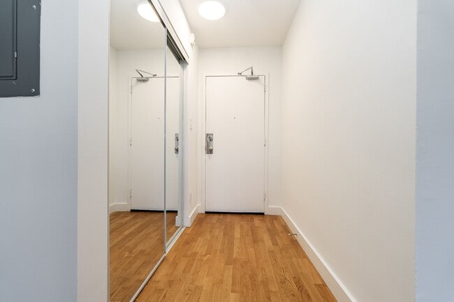 Photo - 800 Richmond St W Unit 110