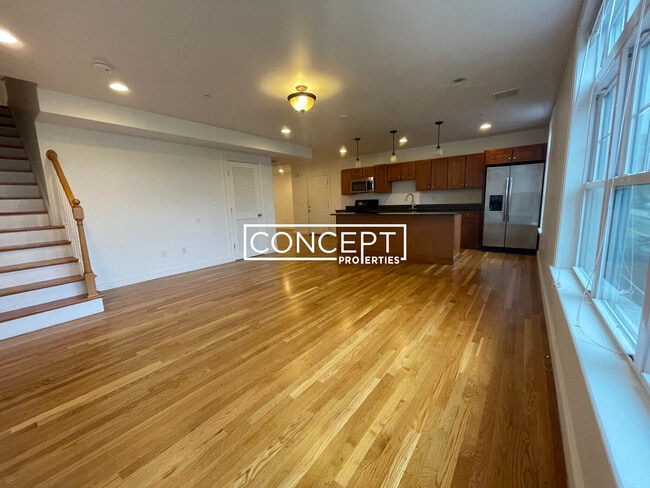 Building Photo - 53 Circuit St Unit 59