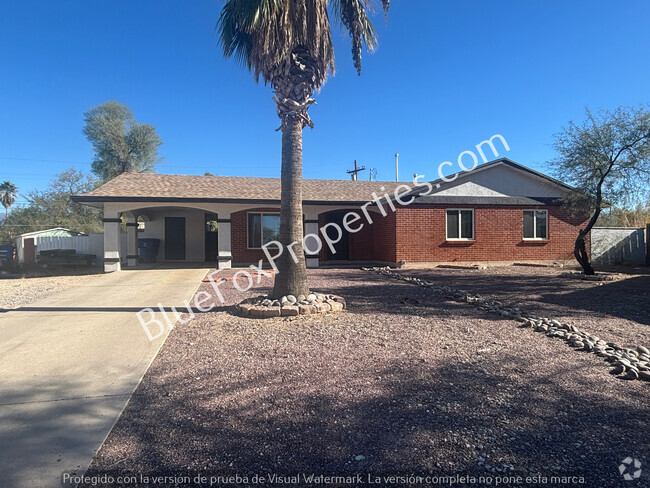 Building Photo - Charming 3 Bedroom and 2 Bath Home