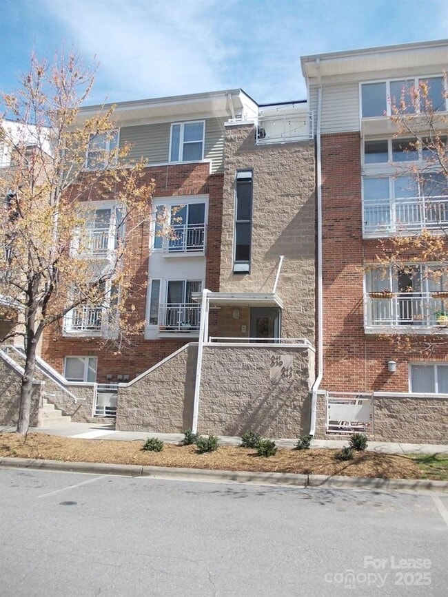Building Photo - 641 Raphael Place Rental