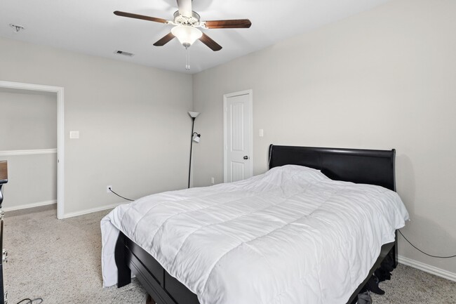 Photo - 4435 Bearberry Ave