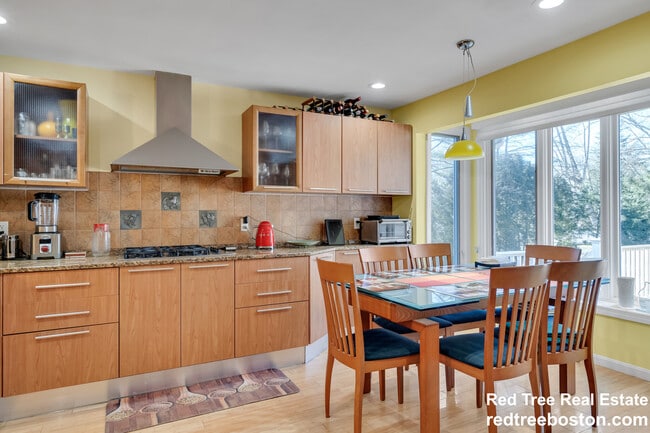 Photo - 829 Chestnut St