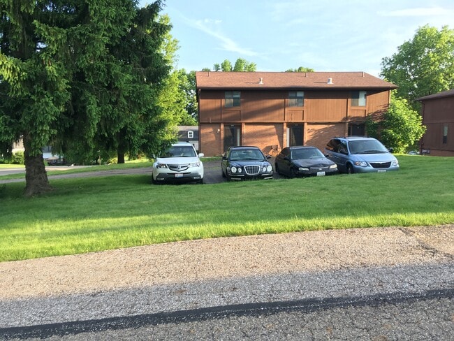 Photo - 7445 Seymour St NW Unit 7445