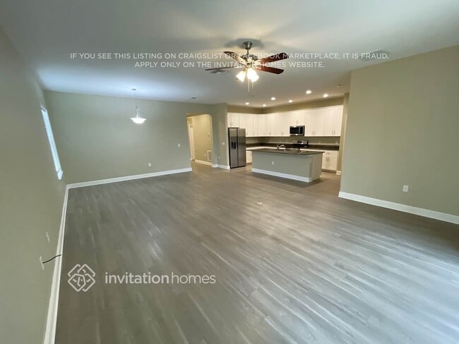 Photo - 26207 Mindanao Ln