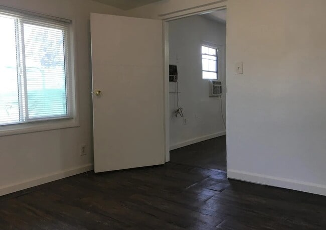 Photo - 3508 Crestmore Rd