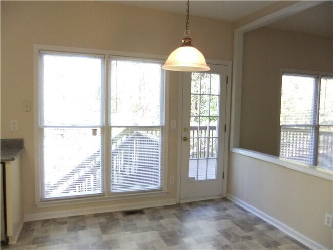 Photo - 3730 Ancroft Cir