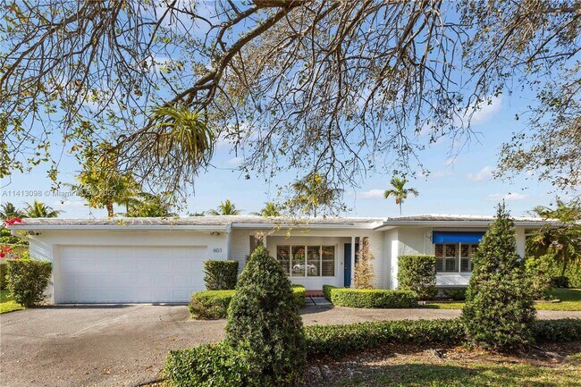 Photo - 601 Vilabella Ave