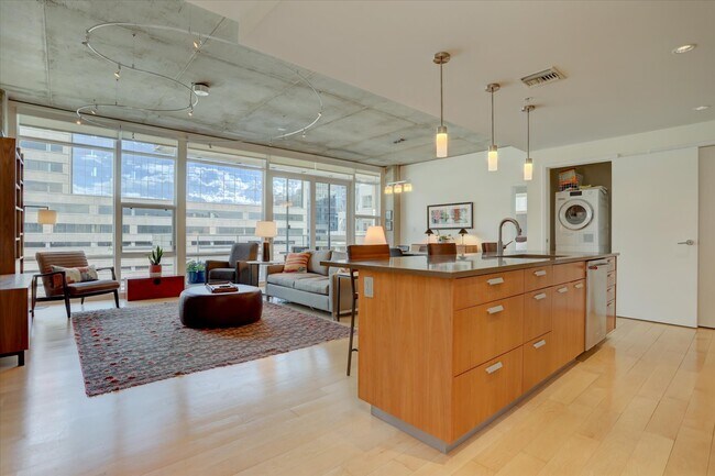 Photo - 1620 Little Raven St Unit 601