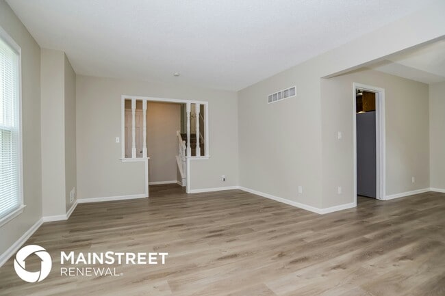 Photo - 11716 E 60th Terrace