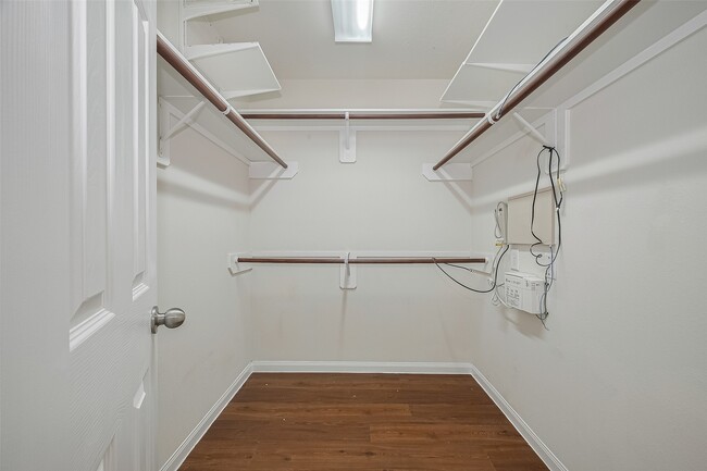 Building Photo - 6026 Stockholm Ct