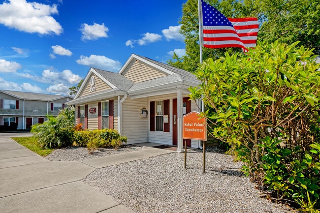 Building Photo - Sabal Palms Rental