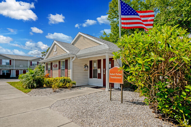 Building Photo - Sabal Palms Rental