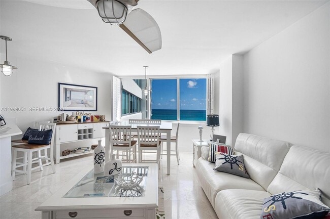 Photo - 7135 Collins Ave Unidad 1522