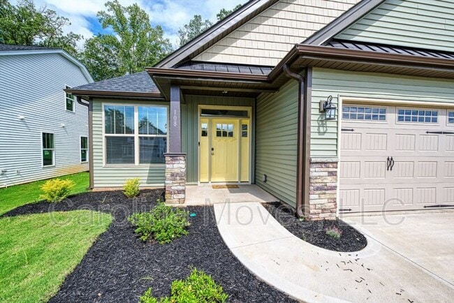 Photo - 108 Landry Ln