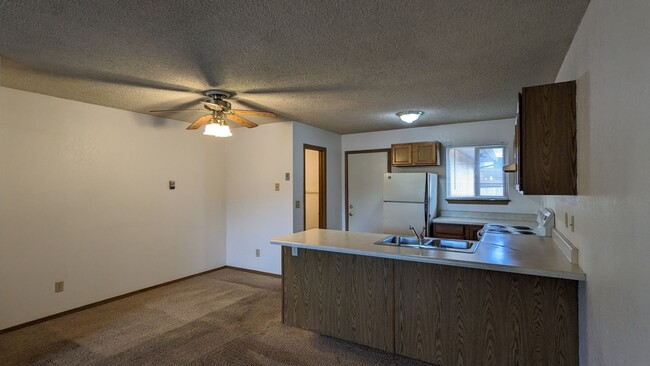 Photo - 1299 Vondelpark Dr
