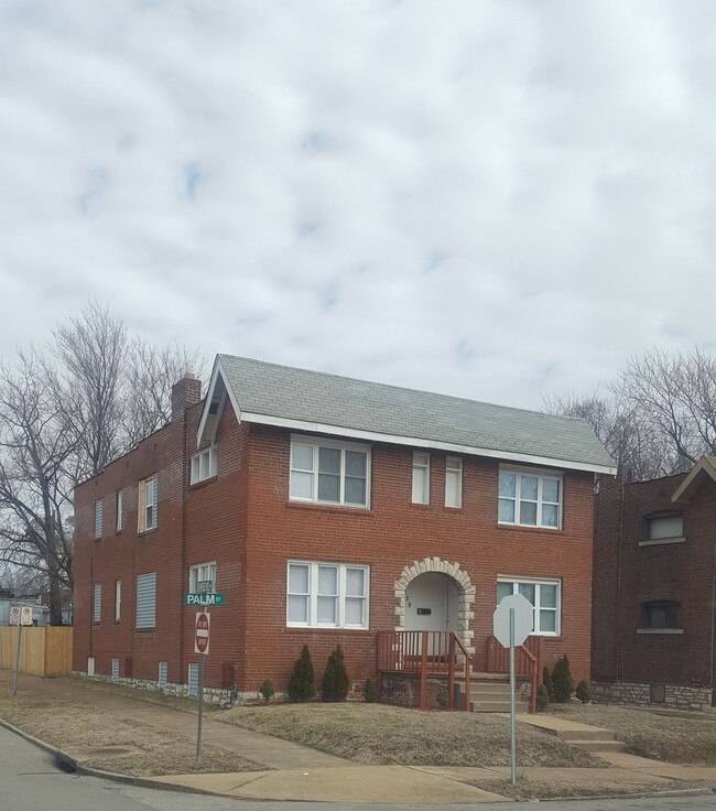 Building Photo - 4739 Palm St Unit A