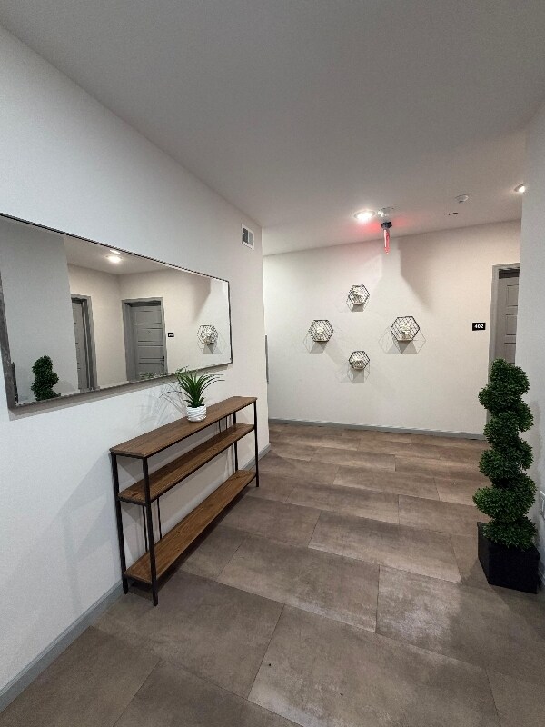 Photo - 313-315-315 Lake St Unidad 301